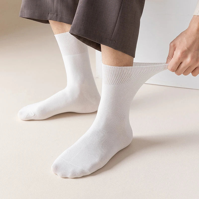 Pure cotton socks with loose cuffs for men and women